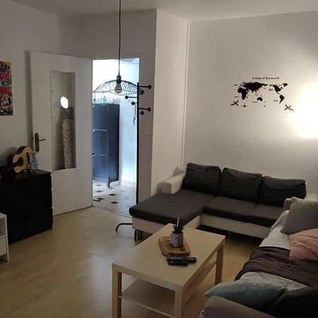 Peaceful Apartment At Lyon 7 Exterior photo